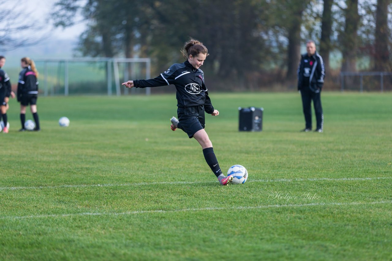 Bild 130 - wBJ MSG Steinhorst-Krummesse - VfL Pinneberg : Ergebnis: 2:0